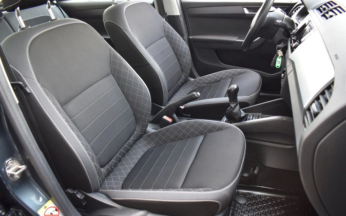Skoda Fabia cena 36900 przebieg: 177164, rok produkcji 2019 z Poznań małe 742